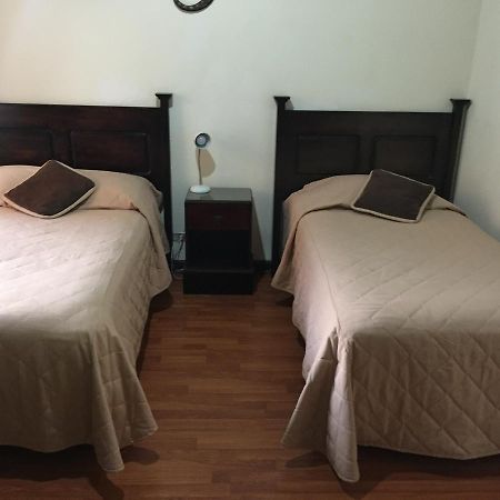 Comfort Hostel Guatemala-Stad Buitenkant foto
